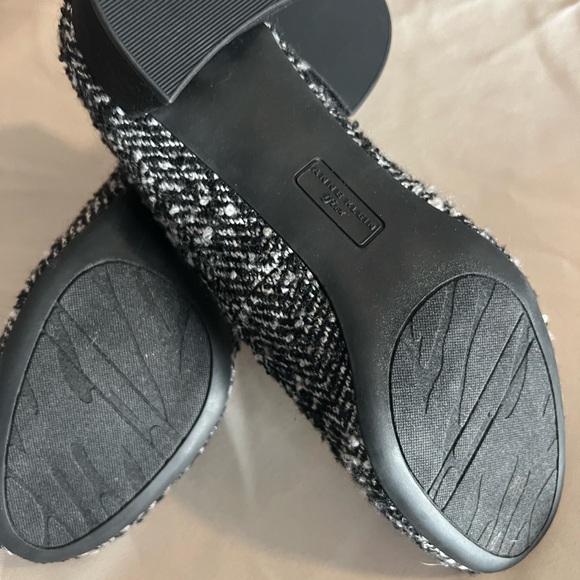 Anne Klein Pom Pom Happy Tweed block heel -never worn - Picture 3 of 6